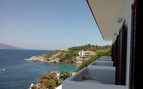 Bella Vista